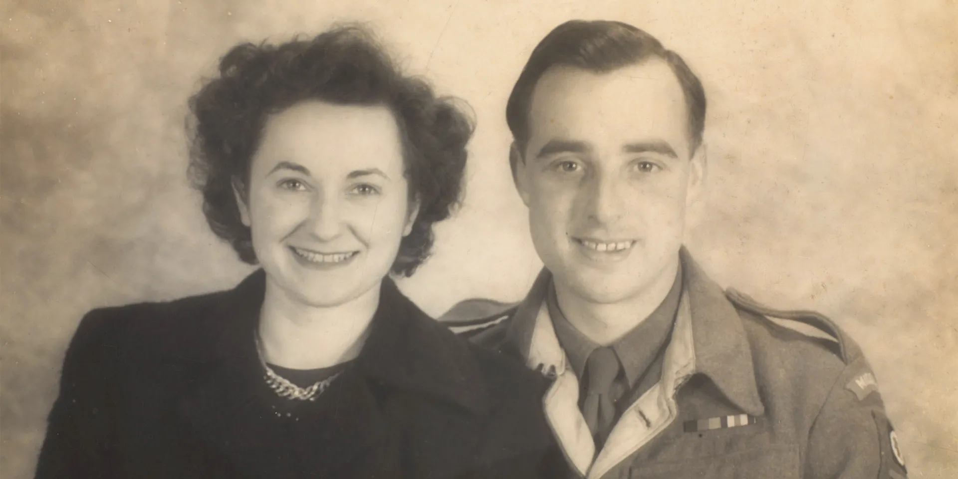 Sergeant Roy Bishop with his wife, Gwyn, shortly after their marriage, 1945